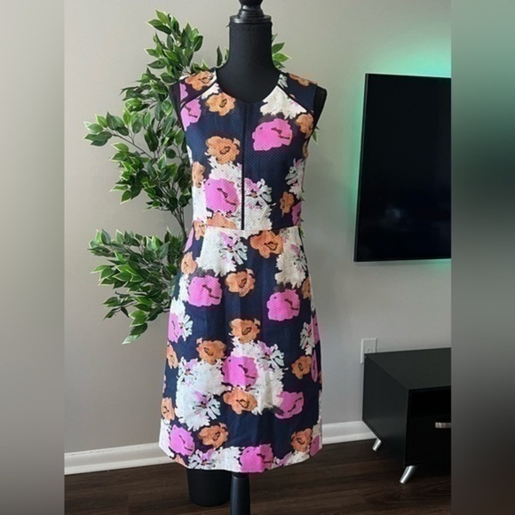 J. Crew Dresses & Skirts - J. Crew Portfolio Shift Dress
Navy Petunia Print